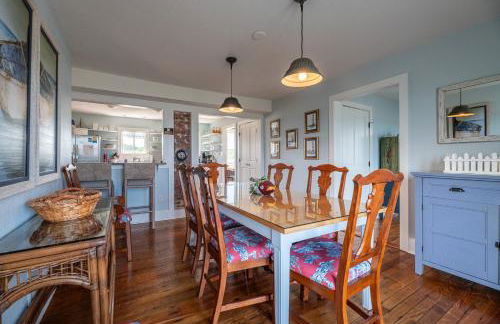 Sawyers Lodge - Historic Soundfront Home, Pool, Hot Tub, Boat Launch, Kayaks, Pets OK, Flex Stays - Foto 14