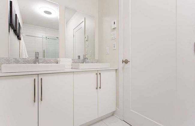 Perfect 2 Bdr, 2 Bath Landing for the Family - Foto 32