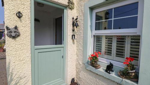 Cobwebs Corner - Photo 3