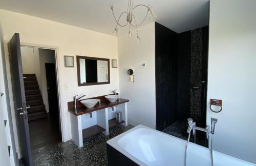 Magnifique villa vue mer avec piscine - Photo 36