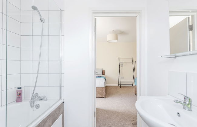 Home to Home Watford Apartment - Foto 29