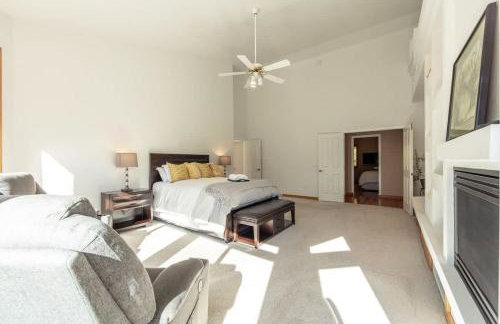 Breathtaking Lake Fernan Views & Cozy Comforts - Foto 25