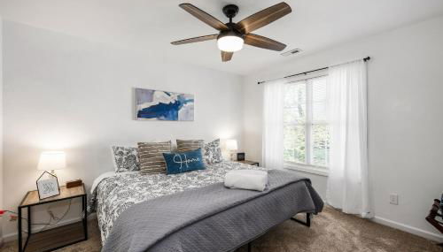 DTGem-SelfCheckin-RainShower-300M-Parking-Walkable - Foto 5, towels