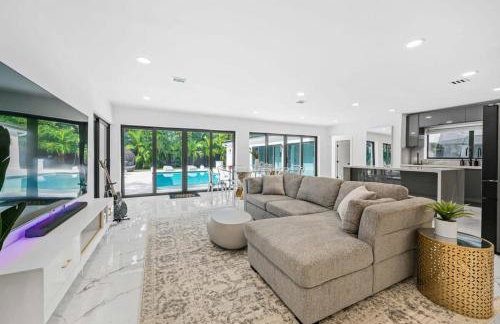 Luxury Villa Azure with Heated Pool 20 minutes to Beach - Foto 21