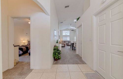 545 -Beautiful 4 Bed Home with Sparkling Pool and Games Room - Foto 12