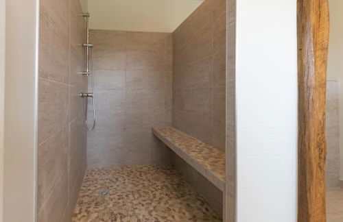 GITE ENTRE TERRES ET VIGNES à la ferme avec SPA privatif en CHAMPAGNE à une heure de Paris - Foto 17