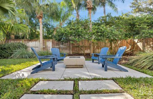 Stunning Beach Getaway - Steps to Ocean - Foto 46