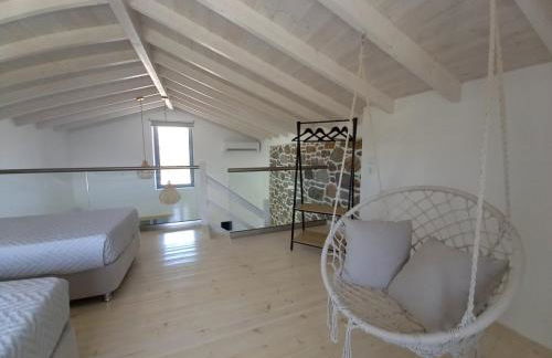 Lithos Villas - Photo 19