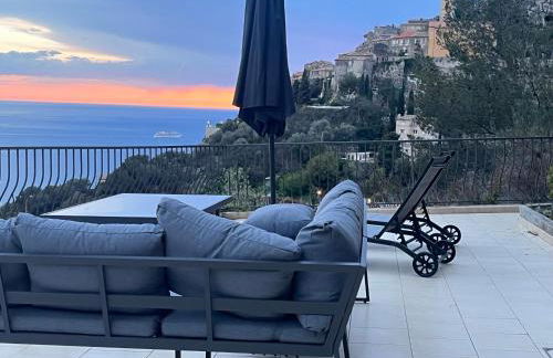 Appartement Eze Village proche Monaco fabuleuse vue mer et vieux village - Foto 7