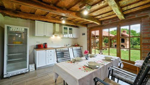 2 Bedroom Cozy Home In Konjscina - Photo 3