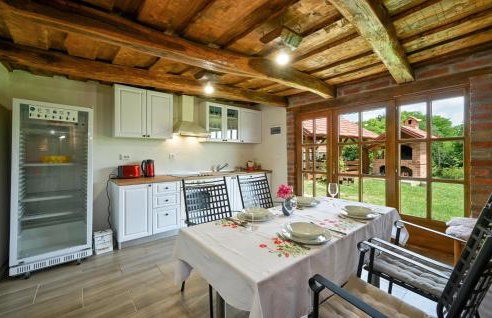 2 Bedroom Cozy Home In Konjscina - Photo 3