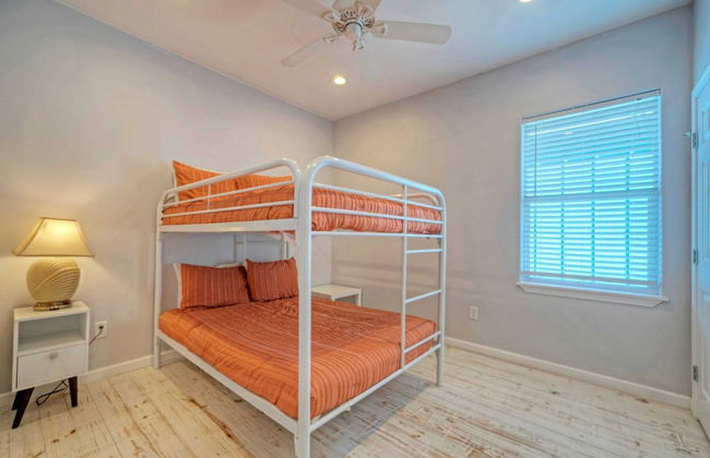 2 Homes on the Bay, Shared Waterfront Pool + Boat Dock Laguna Village Paradise - Foto 18