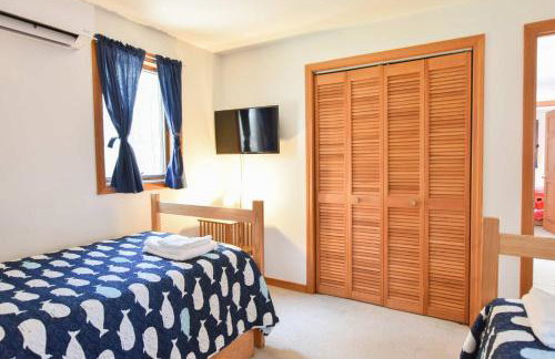 15 Min Walk to Beach w Kayaks - Foto 22