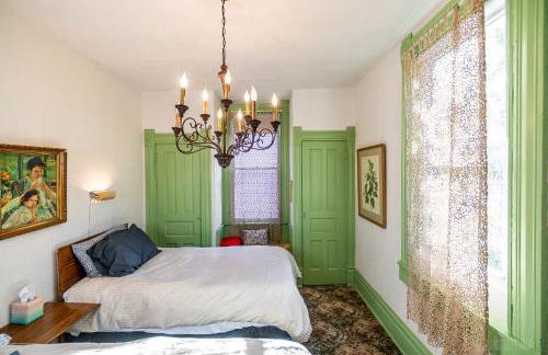 Parkside Paradise Elegant Victorian Home Just Steps from the Park - Foto 24