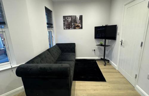 2 Bedroom Home with Free Parking & Fast Wi-Fi - Foto 4