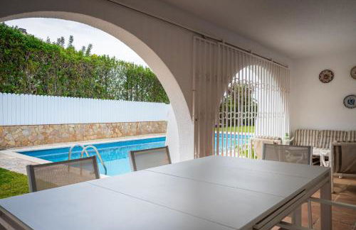 At503 Ground floor & pool, beach 15min walk away - Foto 4