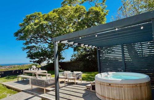 Luxurious Manor House with Sea Views - Sleeps 10 - Photo 5