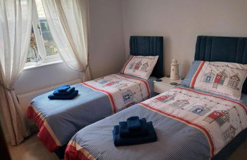 Stunning Apartment, balconies, private beach, coast path - Foto 10