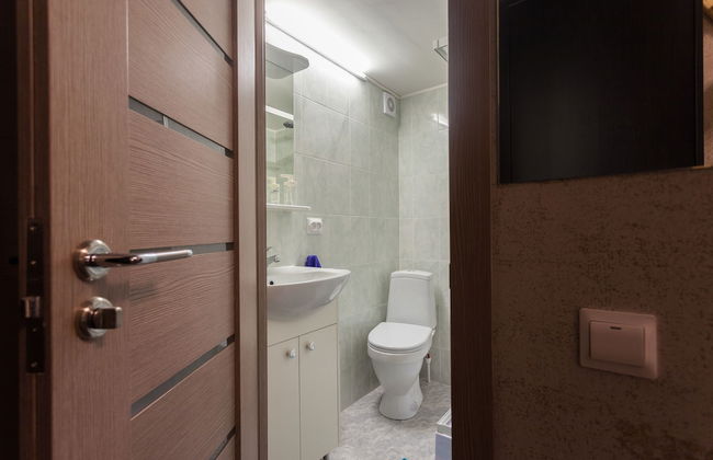 Guests Love on Blokhina - Foto 27