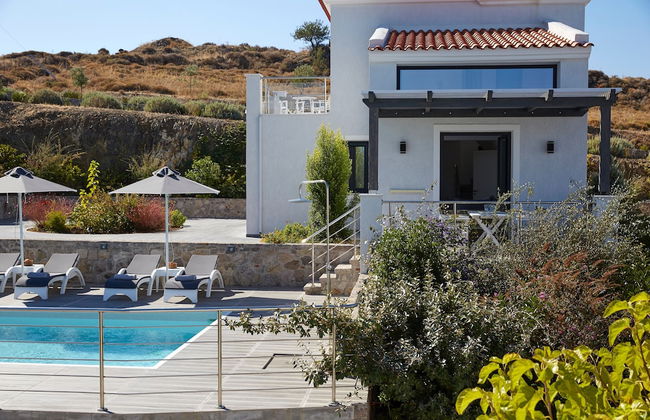 Eleia Seafront Rooms & Villas - Photo 41