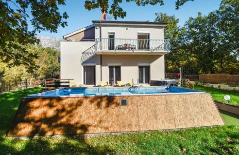 3 Bedroom Awesome Home In Srinjine - Photo 12