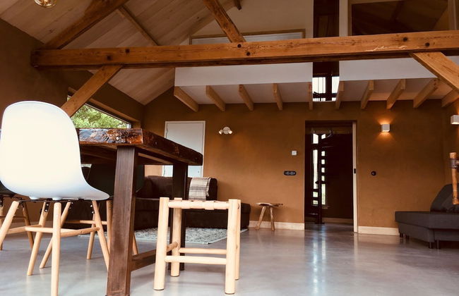 In het huis van Jo Daggert - Foto 8