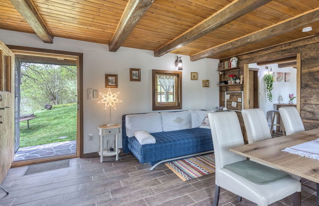 Rural House With Wellness - Photo 21