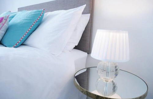 The Croft a lovely town house in the centre of Holt with free PARKING for two cars - Photo 28