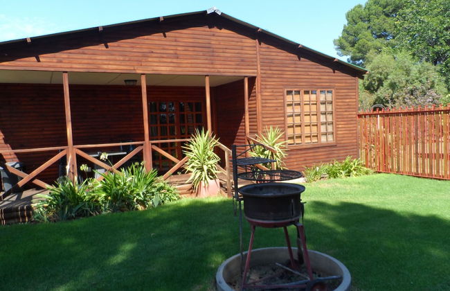 Cherry Lane Self Catering in Bloemfontein Family Apartment for max 8 Guests - Foto 13