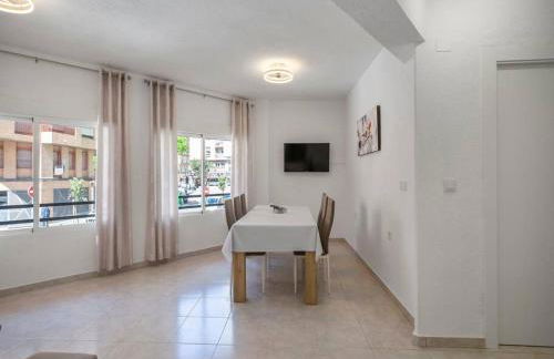 Central Alicante Urban Escape - Photo 5