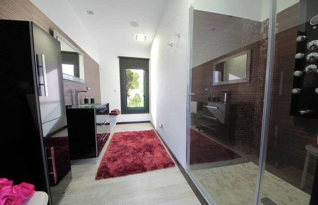 Posh Villa With Pool, Garden & Ocean Views in Sansenxo - Foto 12