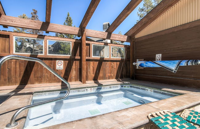 Trails End Condos by CRMR - Foto 28