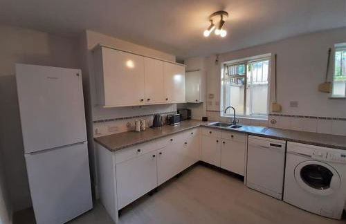 Wokingham - Central 2 beds home with parking - Foto 14
