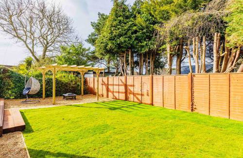 Luxury SeaWay sleeps 12, playroom/xbox - Foto 6