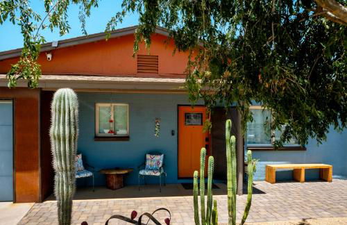 The Hummingbird House, Sauna & Mountain Views! - Foto 3