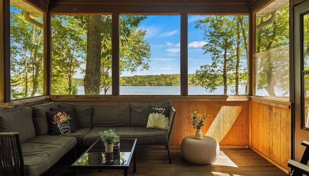 Lake Daze by Avantstay Lakefront w/ Modern Interior, Enclosed Porch & Hot Tub - Foto 4, Innenbereich