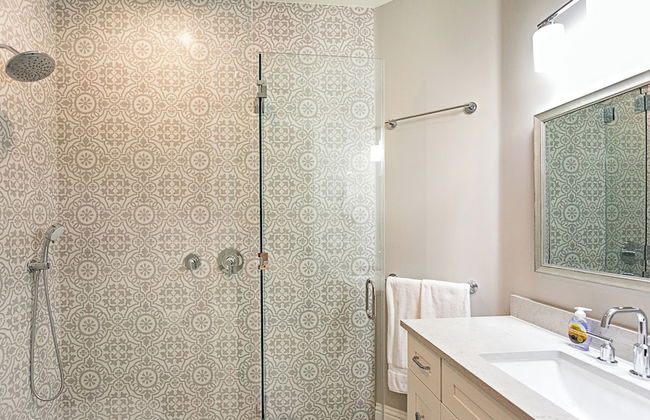 Tuscan Vacation Rental. Stylish 3-Bedroom Getaway Near Vanderbilt Beach Enjoy a Private Pool, Spacious Layout, and Modern Comforts Perfect for Families, Groups, and Pet-Friendly Stays - Foto 20