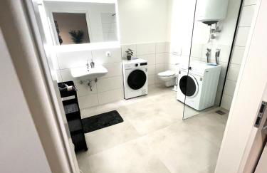 BIG New 7Rooms City Center APARTMENTS and Suites - Foto 80