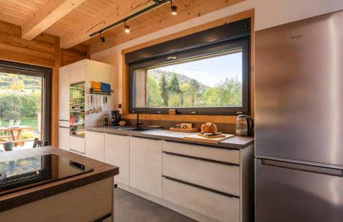 Chalet paisible 3 étoiles Sauna, Cheminée, Terrasse Sud, Vue montagne, Bois & Pierre authentique et confort moderne - Photo 11