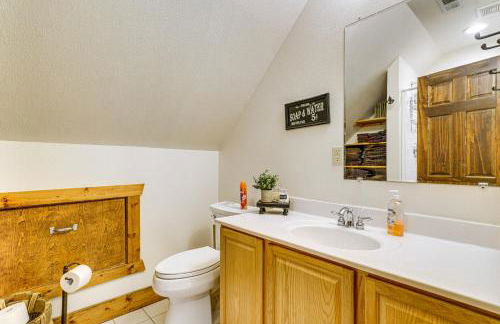 The Lodge at Crider Creek Getaway on 140 Acres! - Foto 21