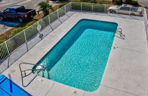 Kraken's Den * Oceanview * Steps to ocean * Pool - Foto 11