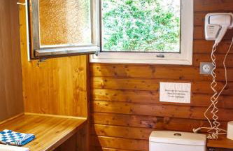 Chalet entier, vue panoramique, ruisseau et sauna. - Foto 57