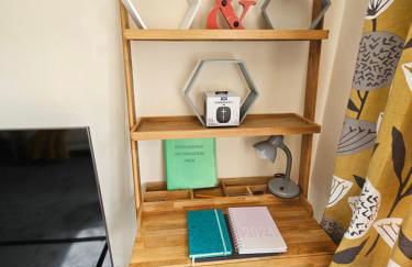 Modern Dornoch Apartment - Photo 12