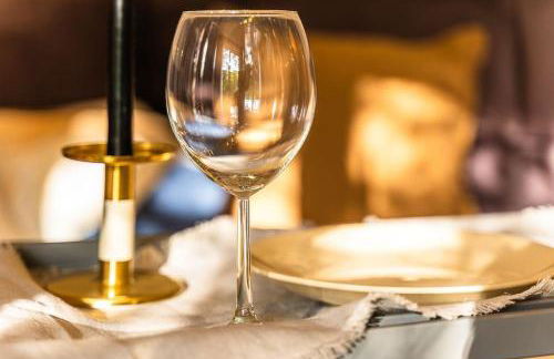 Black Mirror inkl WLAN, Parkplatz - Foto 22