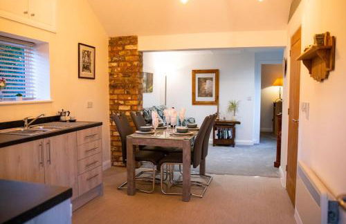 The Nest Close to York with Hot Tub - Foto 6