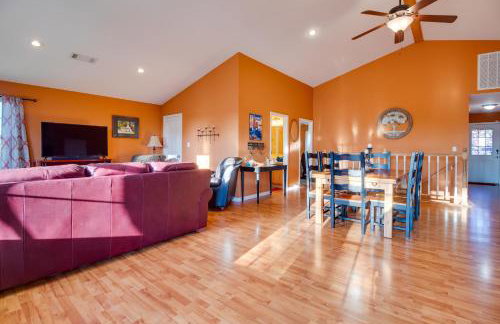 Norfork Lake Home Game Room, Fire Pit and Views! - Foto 7