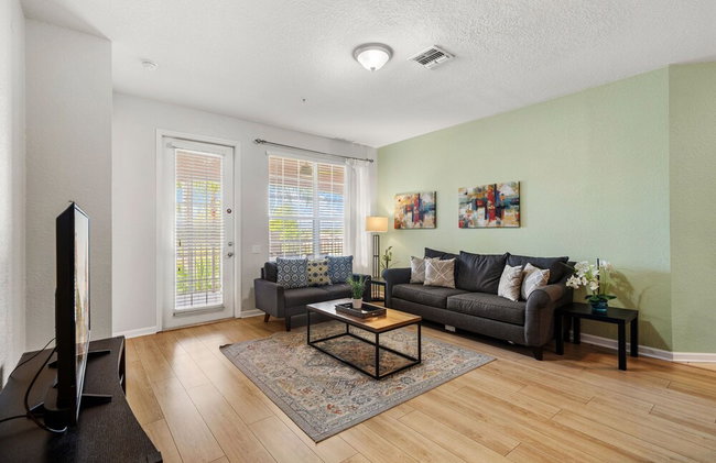 Beautiful LAKEVIEW Deluxe Condo Near Theme Parks - Photo 115