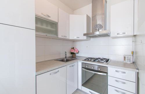 Flexible SelfCheckIns 32 - Zagreb - Garage - Electric vehicle ccharger - Big Loggia - New - Apartments Repinc 32 - Foto 2