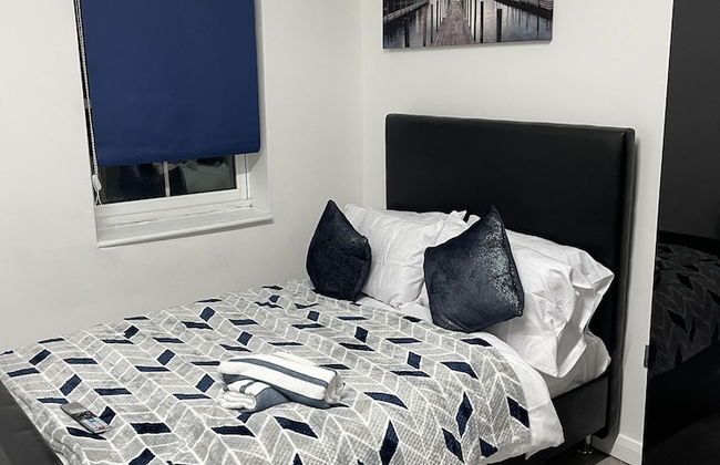 BV Lush Studio At Queensgate Huddersfield - Foto 7