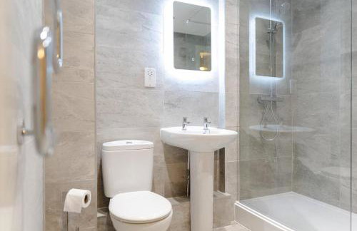 Cardiff Bay Retreat 2 Bed Apartment Free Parking - Foto 20